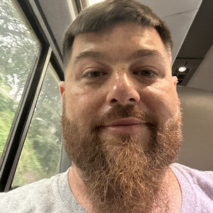 Meet your Posher, Justin